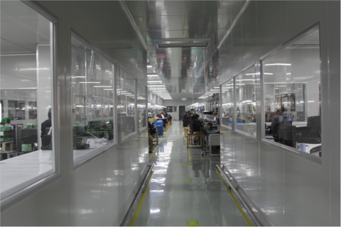 民營(yíng)企業(yè)如何敢于擔(dān)當(dāng)勇于創(chuàng)新突破？請(qǐng)看一一  疾風(fēng)勁草識(shí)虹潤(rùn)